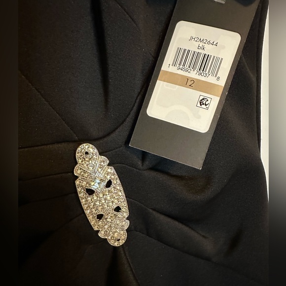 🆕 Jessica Howard Dress with Embellishment - Picture 3 of 4